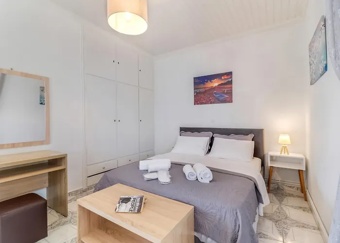 Elia Perigiali Lefkada * Nydri (Lefkada)